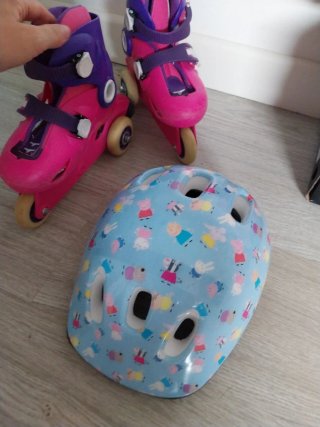 Patines y Casco Infantil 28