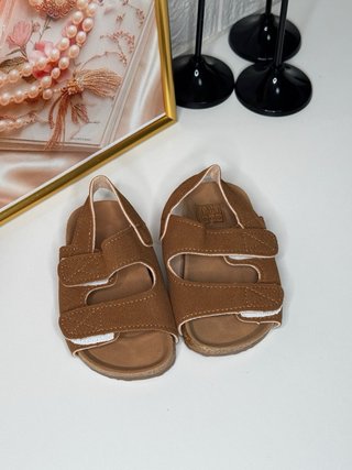 Sandalias infantiles talla 20
