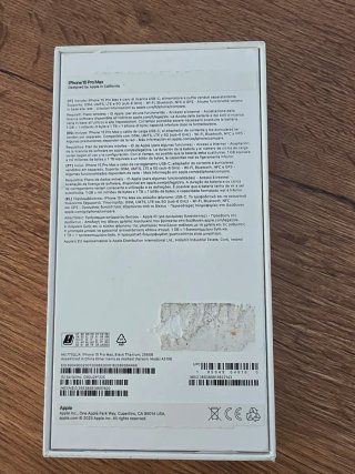 iPhone 15 Pro Max + Apple Watch Nike+ Series 4