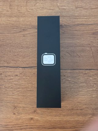 iPhone 15 Pro Max + Apple Watch Nike+ Series 4