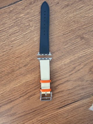iPhone 15 Pro Max + Apple Watch Nike+ Series 4