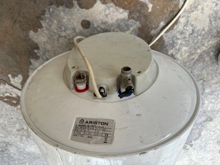 Calentador Ariston 100L Blanco