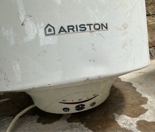 Calentador Ariston 100L Blanco