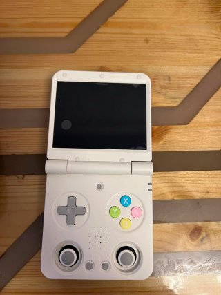 Consola Miyoo Flip Emuladora version blanca