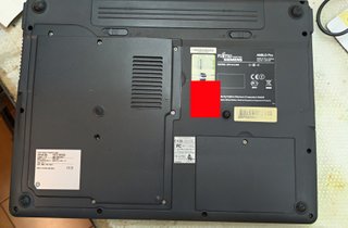 Computer Fujitsu Siemens Amilo Pro V3515 (LM10W)