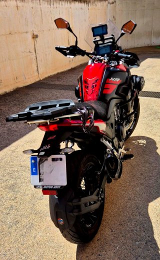Macbor Montana XR5 510 Adventure como nueva Extras