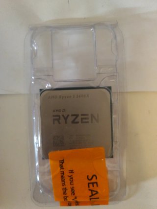 AMD Ryzen 5 5600X