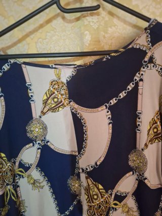 Blusa estampada cadenas y eslabones