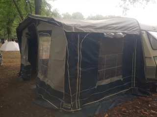 Avance Caravana 3,5m con faldón