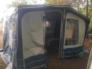 Avance Caravana 3,5m con faldón