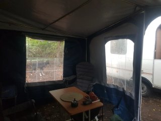Avance Caravana 3,5m con faldón