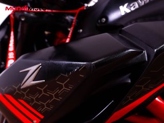 KAWASAKI Z 900