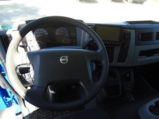 Volvo FL 280-CAMIONES FURGONES