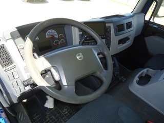 Volvo FL 280-CAMIONES FURGONES