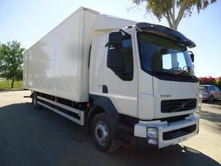 Volvo FL 240-CAMIONES FURGONES
