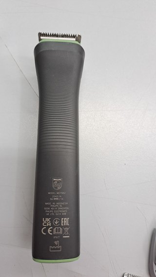 Recortadora todo en uno de 19 en 1 Serie 7000 Philips