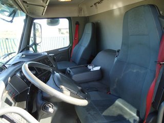 Volvo FM 11 410-CAMIONES FURGONES