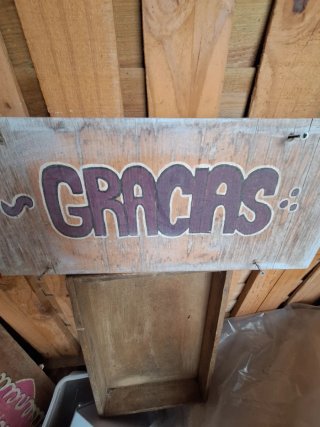 Carteles de madera Se venden varios carteles hecho