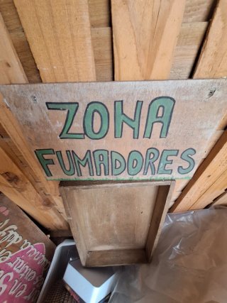 Carteles de madera Se venden varios carteles hecho