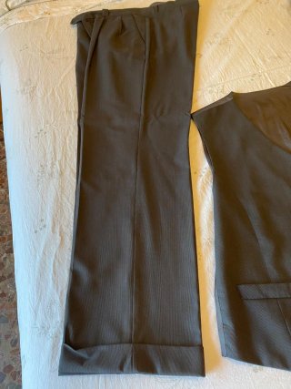 Traje Marca Caramelo Talla 50 Chaqueta y Chaleco