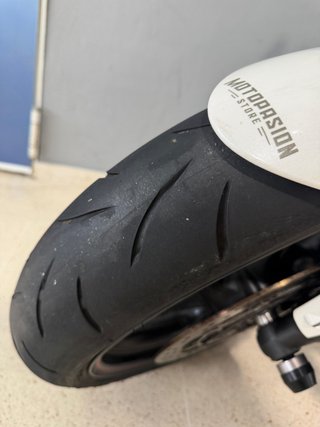 Triumph Daytona 675 ABS Sportbike