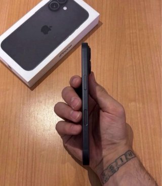 iPhone 16 Negro
