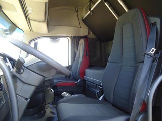 Volvo FM 11 410-CAMIONES FURGONES