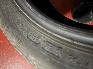Michelin 185/60 R14 82H