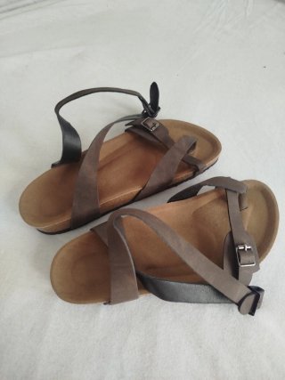 Sandalias Marrones Nuevas