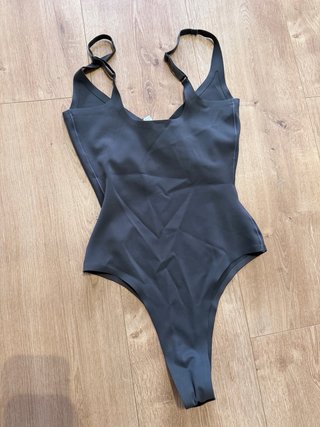 Bodysuit gris Stradivarius
