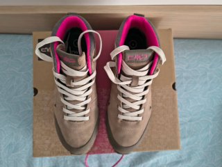 Botas de montaña CMP piel mujer talla 38