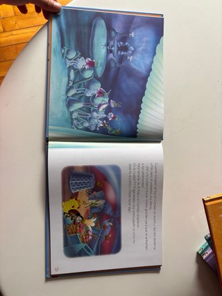 Libro + DVD Bichos Disney Pixar