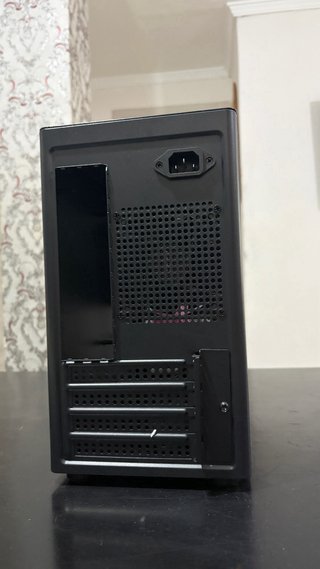 Caja PC PCCom Negra