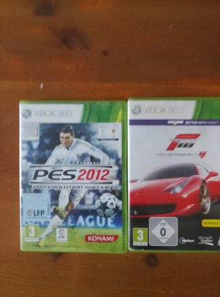 Xbox 360 con 2 mandos y juegos