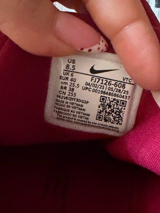 Nike Free Metcon 6 - Rojo/Burdeos y blanco