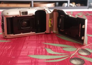 Olympus μ[mju:]-II Zoom 80 Cámara