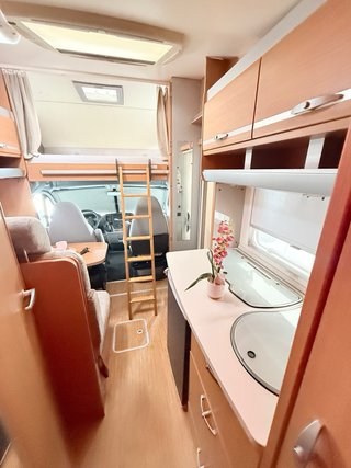 Autocaravana Knaus Alta Gama 2010 Doble Cama