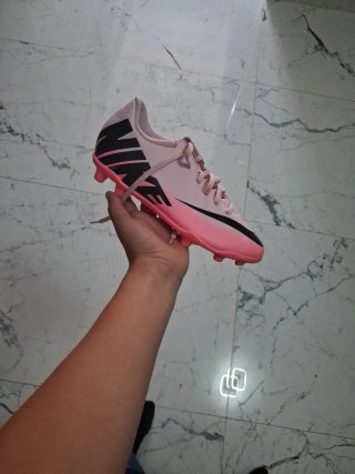 Botas de fútbol Nike Mercurial rosas