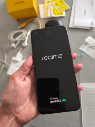Realme 8