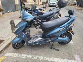 Ciclomotor Eléctrico Sunra Hawk Azul/Negro 1800W