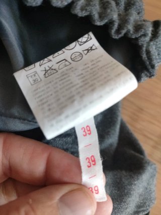 Conjunto chaleco y pantalón gris invierno