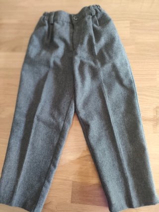 Conjunto chaleco y pantalón gris invierno
