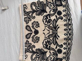 Falda Zara Beige/Negra Talla S/M