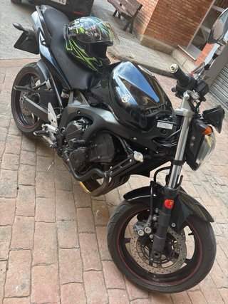 Yamaha FZ6 Naked Negra - Excelente Estado