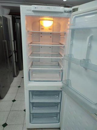Nevera Samsung Combi 177/60cm A+ con garantía