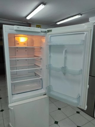 Nevera Samsung Combi 177/60cm A+ con garantía