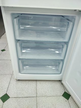 Nevera Samsung Combi 177/60cm A+ con garantía