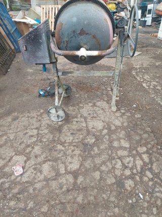 Hormigonera en buen estado