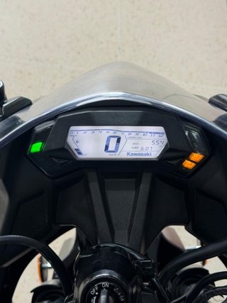 Kawasaki Ninja 125 Negra