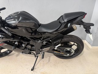 Kawasaki Ninja 125 Negra